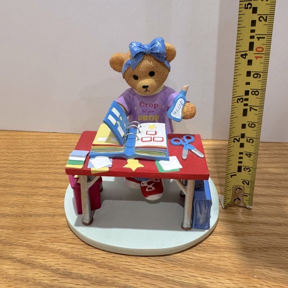 Memory Keeper Crop till you drop Teddy Bear figurine - Picture 2 of 9